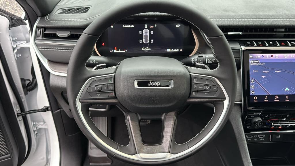 new 2025 Jeep Grand Cherokee car, priced at $49,640