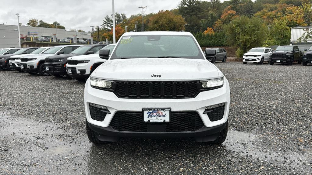 new 2025 Jeep Grand Cherokee car, priced at $49,640