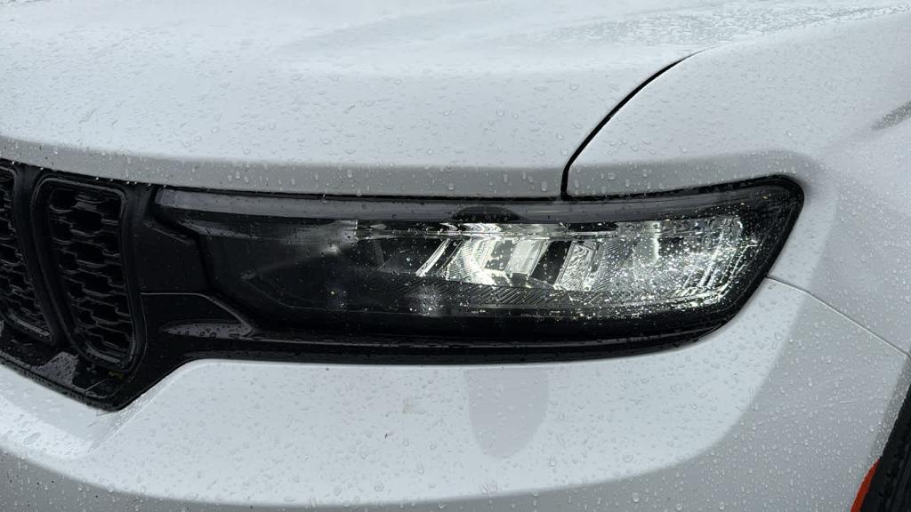 new 2025 Jeep Grand Cherokee car, priced at $49,640