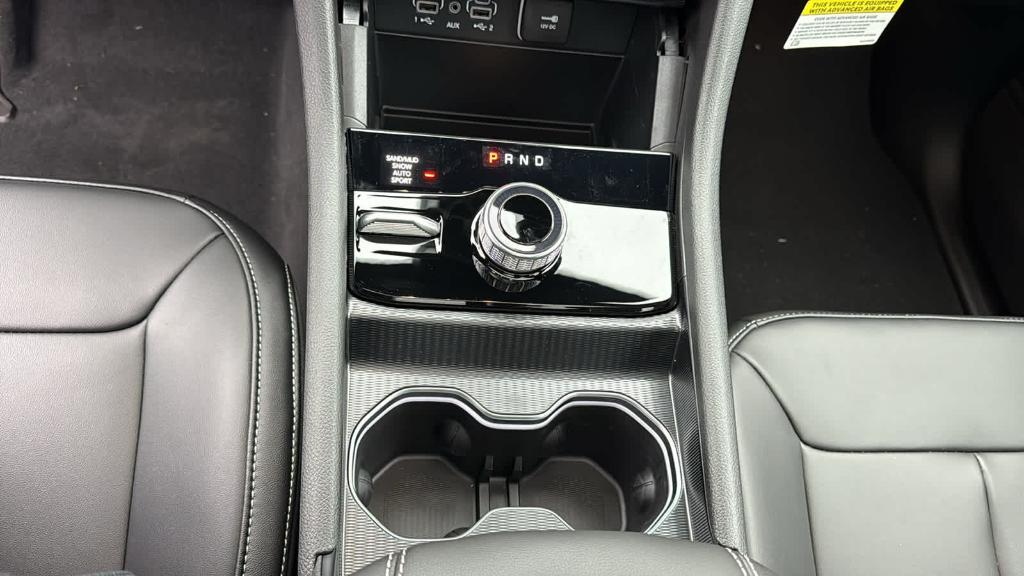 new 2025 Jeep Grand Cherokee car, priced at $49,640