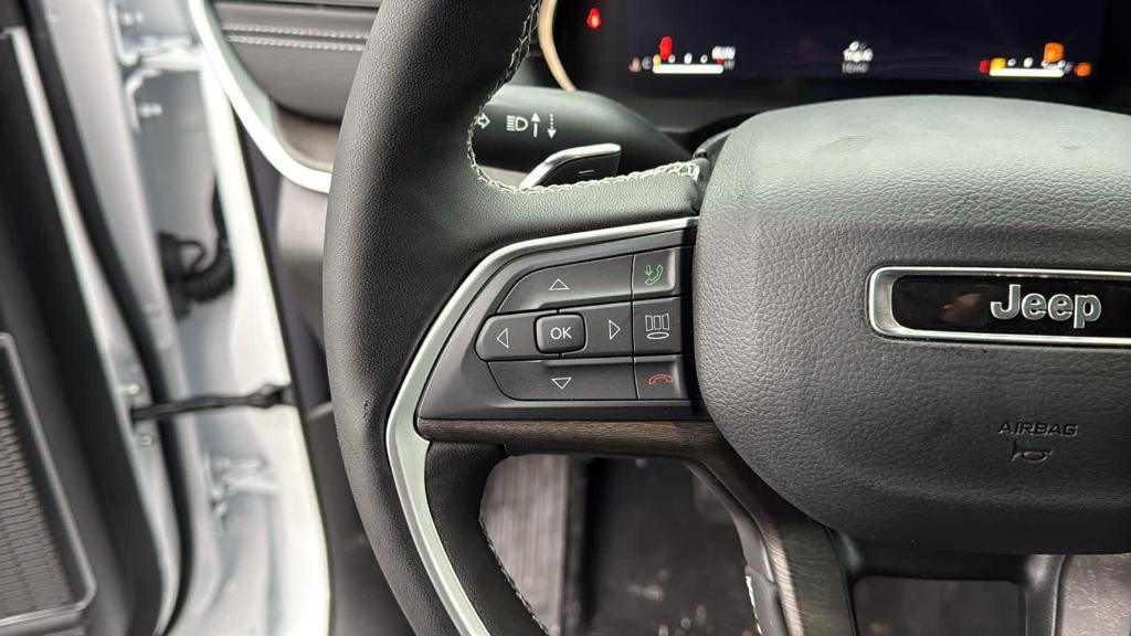 new 2026 Jeep Grand Cherokee car, priced at $53,155