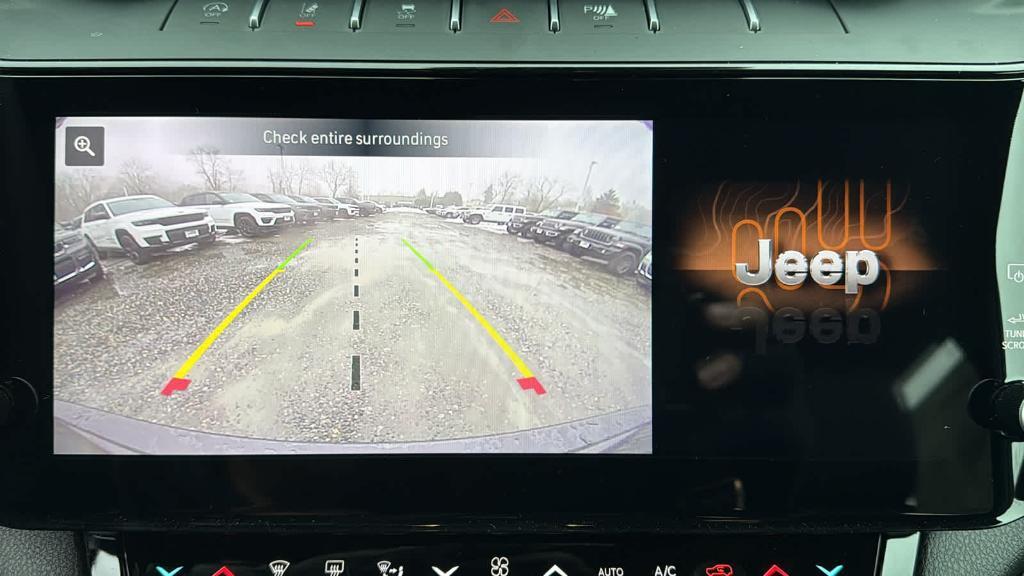 new 2026 Jeep Grand Cherokee car, priced at $48,695