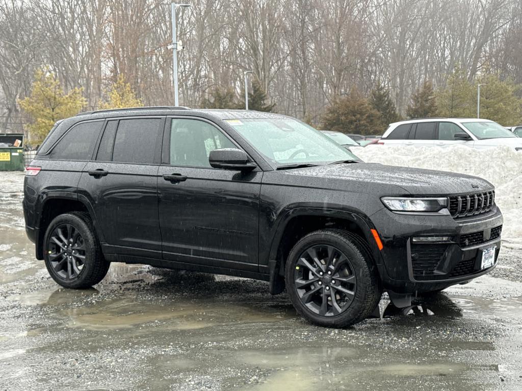 new 2026 Jeep Grand Cherokee car, priced at $53,330