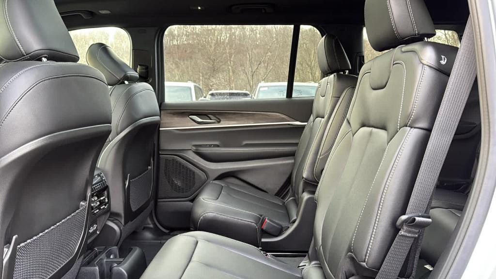 new 2025 Jeep Grand Cherokee L car, priced at $50,610