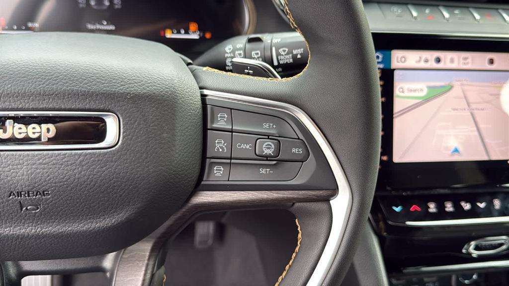 new 2026 Jeep Grand Cherokee car, priced at $51,480