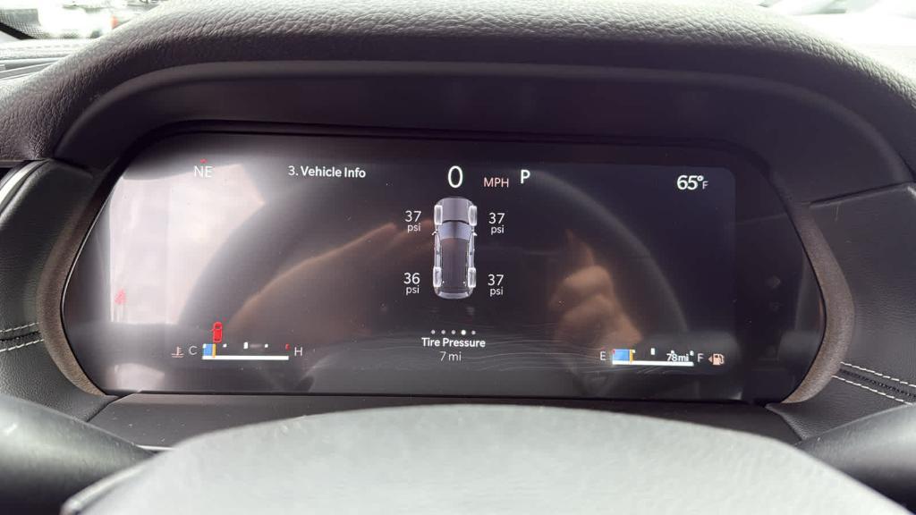 new 2025 Jeep Grand Cherokee car, priced at $46,625