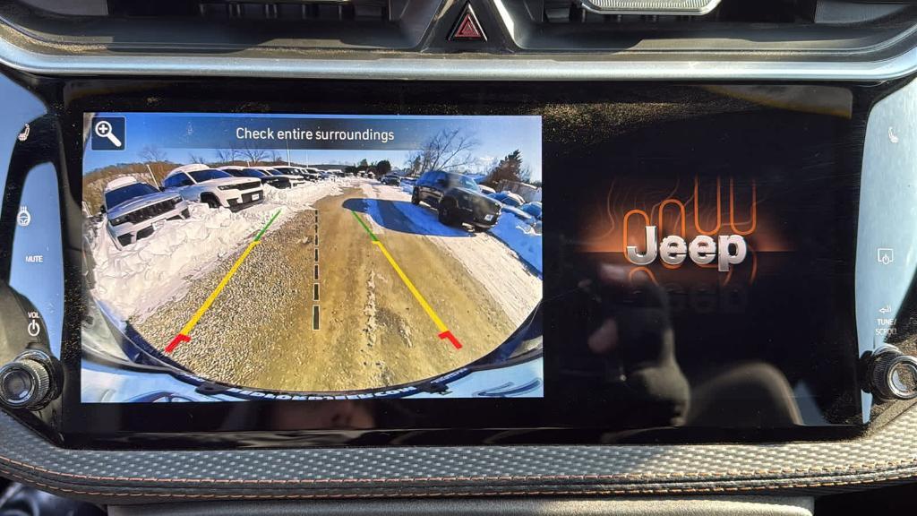 new 2026 Jeep Cherokee car, priced at $43,905