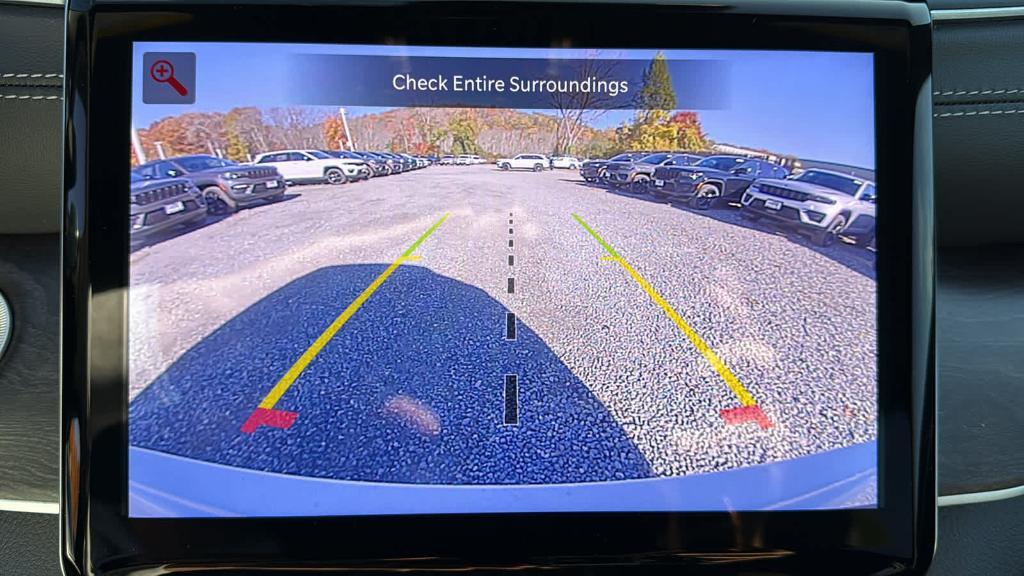 new 2025 Jeep Grand Cherokee car, priced at $47,665