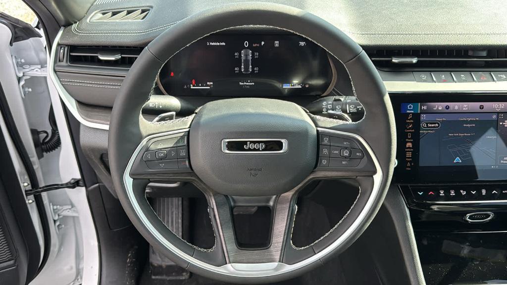 new 2026 Jeep Grand Cherokee car, priced at $47,350