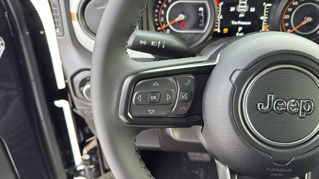 new 2026 Jeep Wrangler car, priced at $51,670