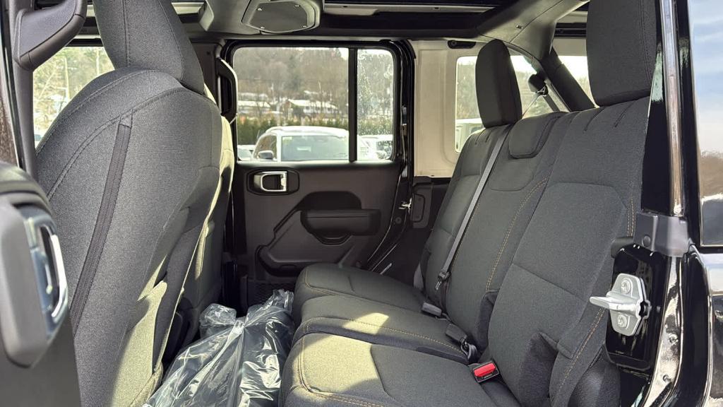 new 2026 Jeep Wrangler car, priced at $51,670