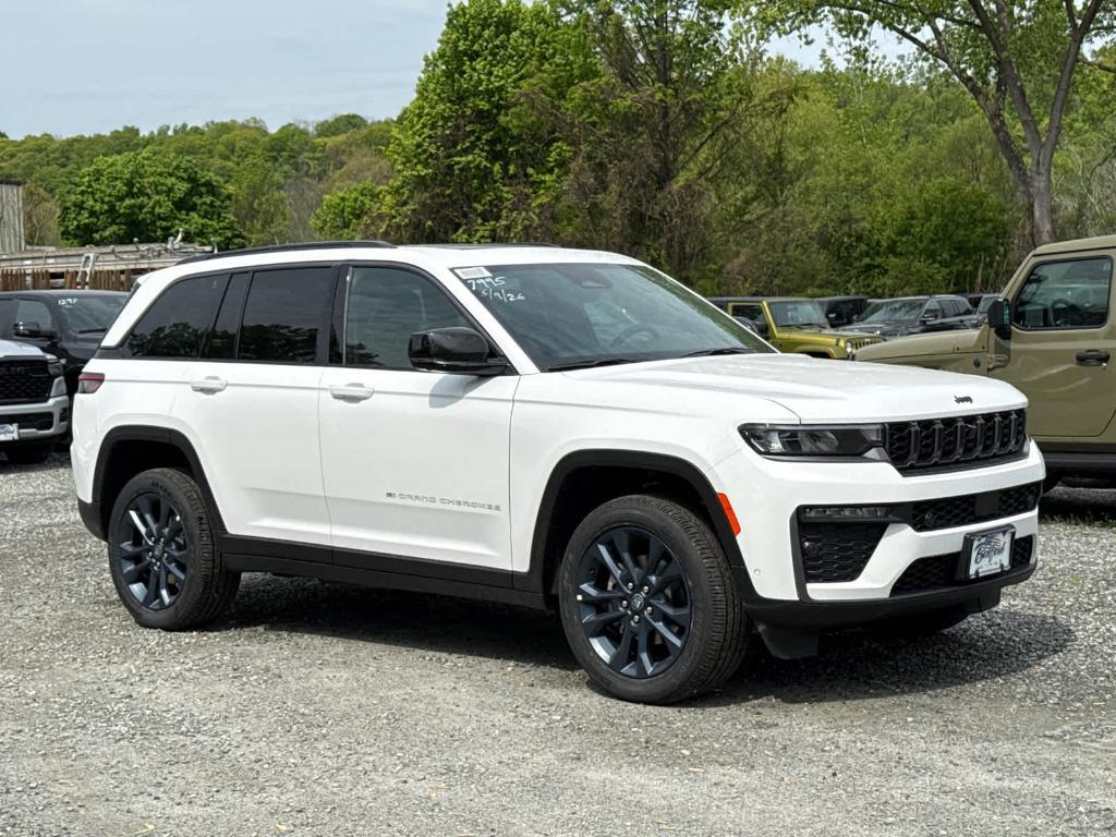 new 2026 Jeep Grand Cherokee car, priced at $50,885