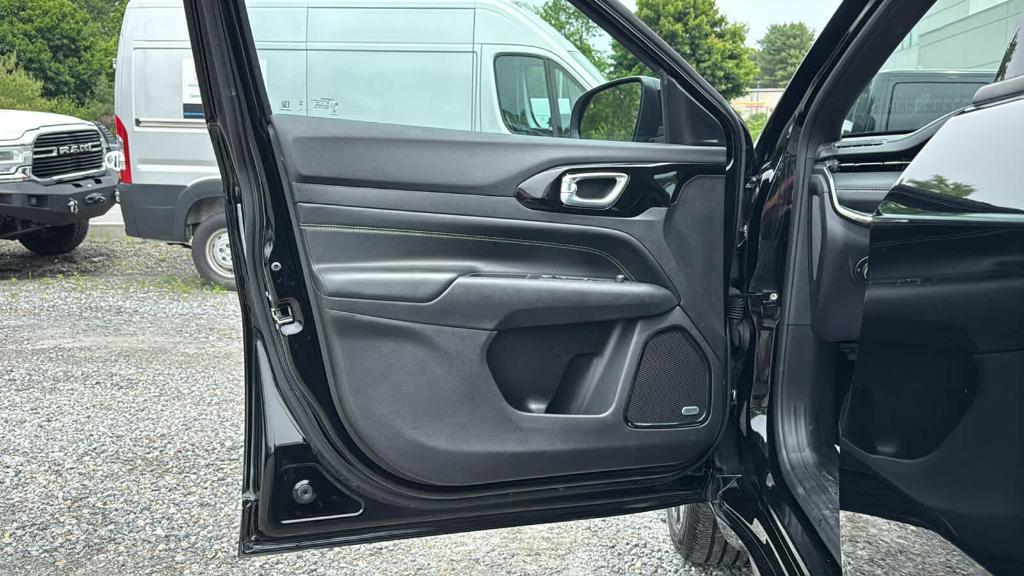 used 2023 Jeep Compass car, priced at $26,450