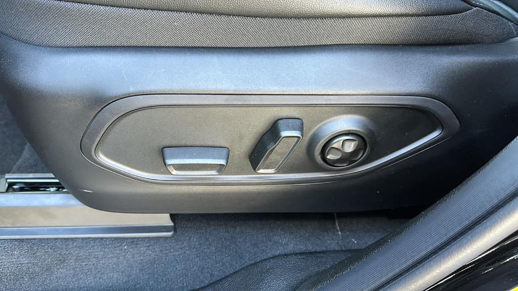 new 2025 Jeep Grand Cherokee L car, priced at $52,635