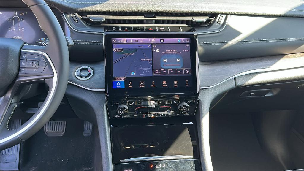 new 2025 Jeep Grand Cherokee L car, priced at $52,635