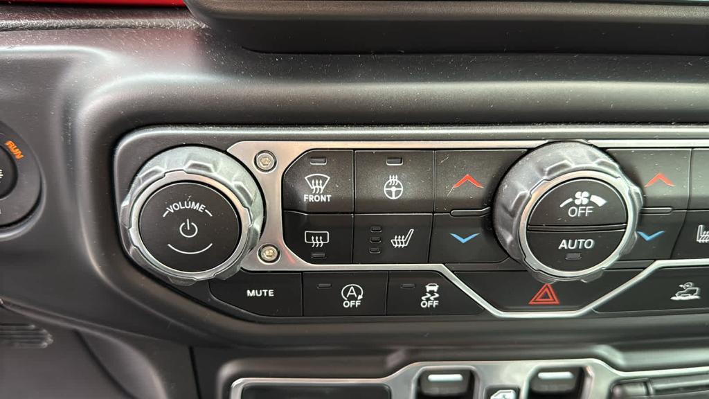 used 2021 Jeep Wrangler Unlimited car, priced at $34,987