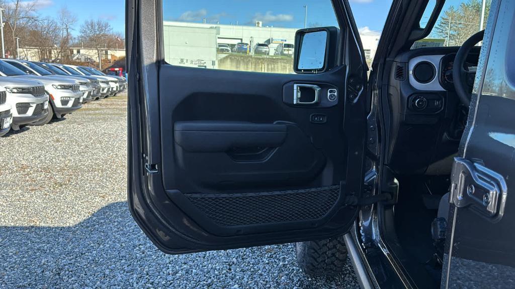 new 2026 Jeep Wrangler car, priced at $52,080