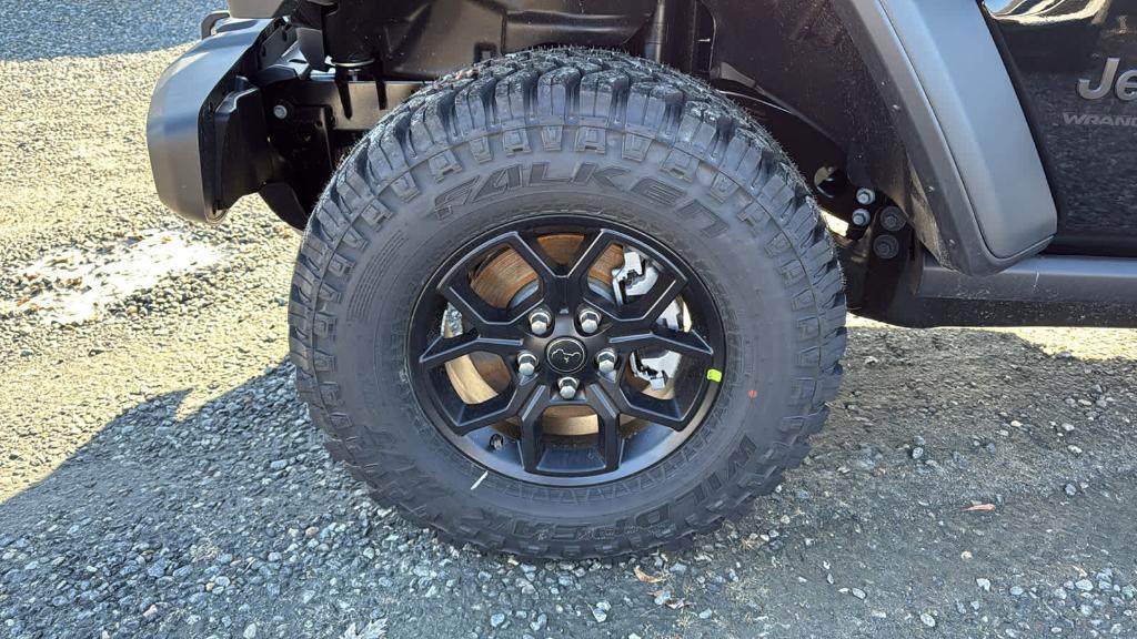 new 2026 Jeep Wrangler car, priced at $53,180