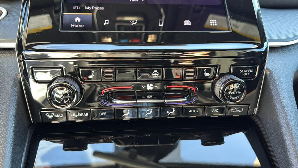 new 2025 Jeep Grand Cherokee car, priced at $44,980