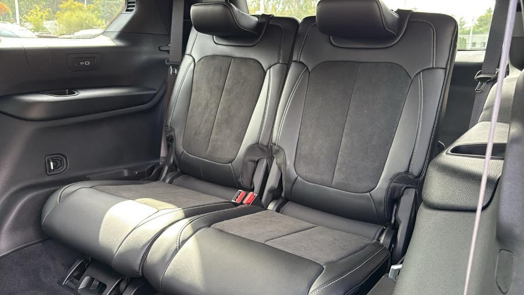 new 2025 Jeep Grand Cherokee L car, priced at $48,205