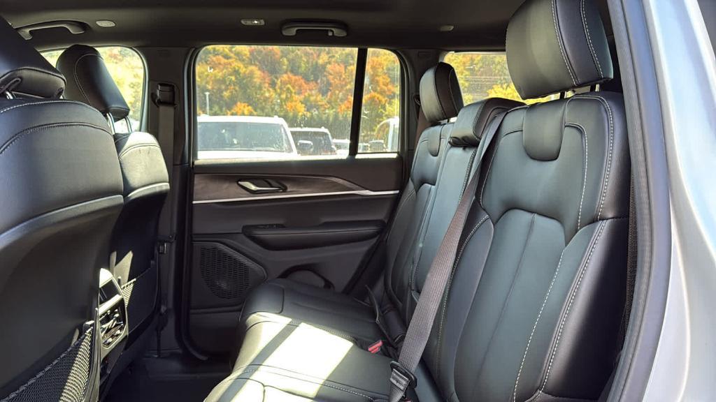 new 2025 Jeep Grand Cherokee car, priced at $50,235