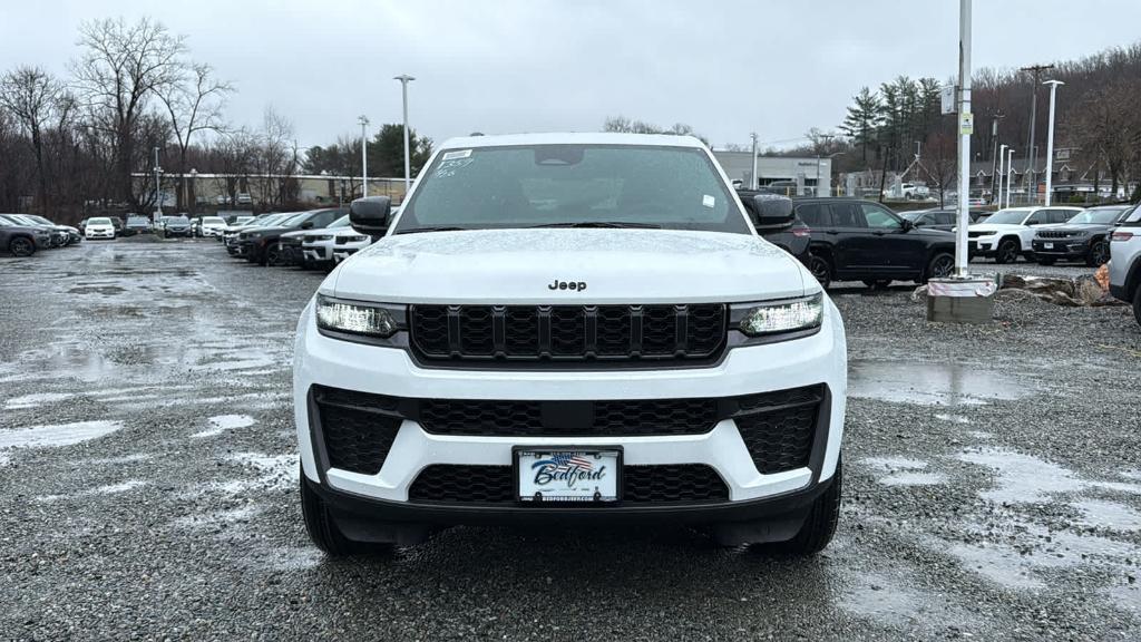 new 2026 Jeep Grand Cherokee car, priced at $47,350