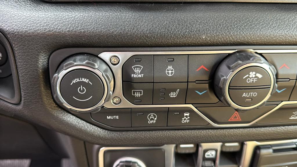 new 2026 Jeep Wrangler car, priced at $50,485