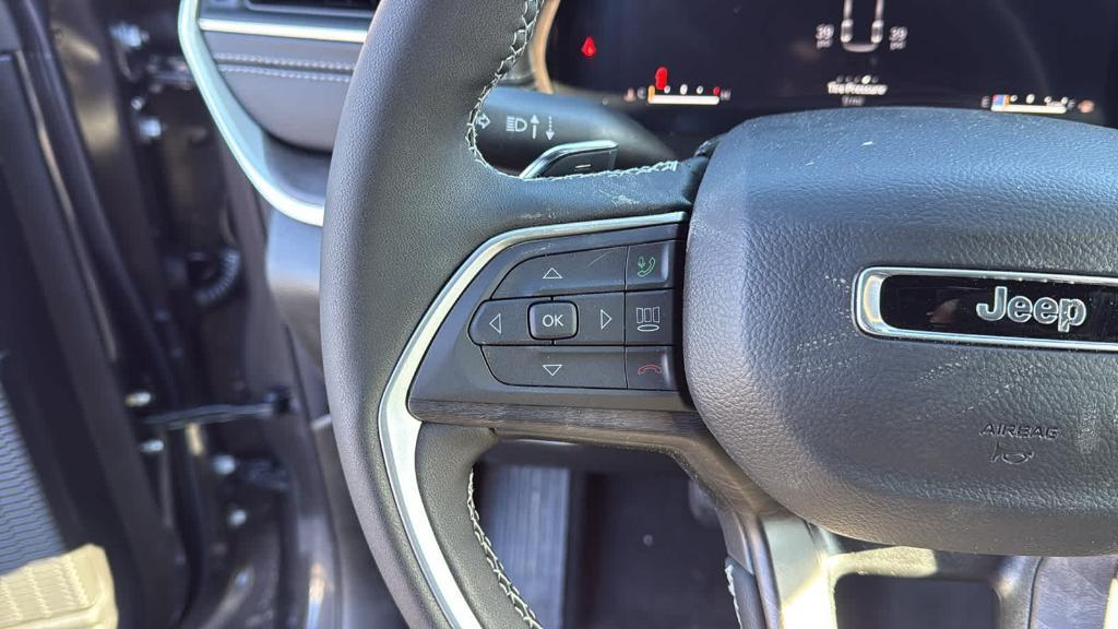 new 2025 Jeep Grand Cherokee L car, priced at $50,610