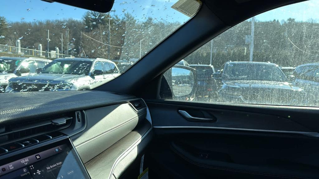 new 2025 Jeep Grand Cherokee L car, priced at $50,610