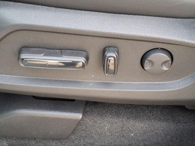 new 2025 Honda Pilot car, priced at $44,550