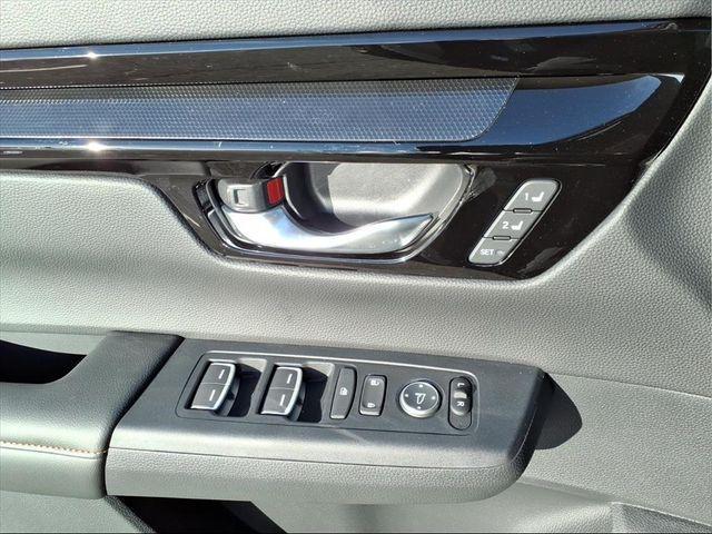 new 2026 Honda CR-V Hybrid car, priced at $43,200
