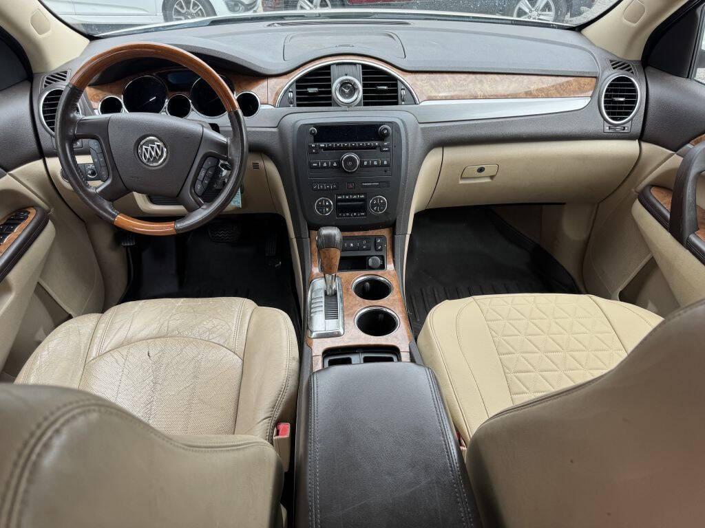 used 2011 Buick Enclave car, priced at $6,500
