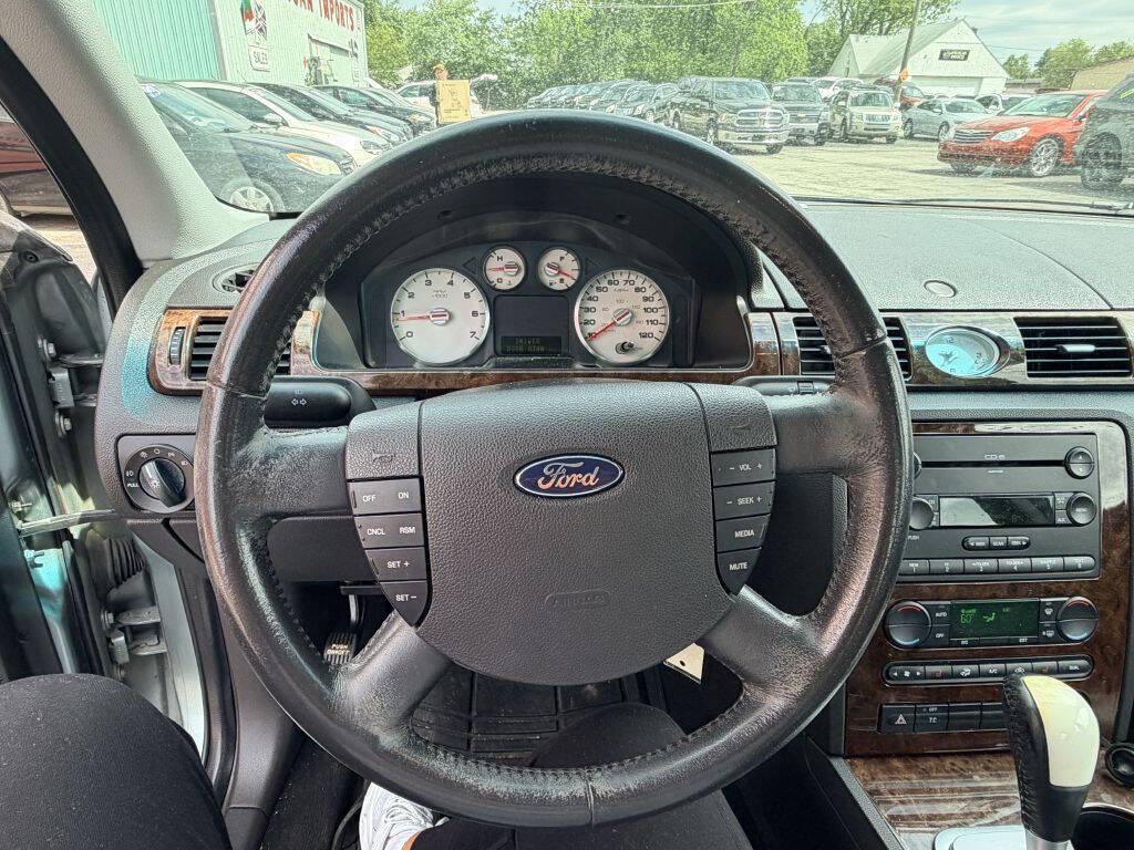 used 2005 Ford Five Hundred car, priced at $2,995