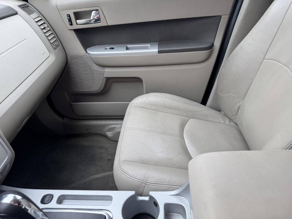 used 2010 Mercury Mariner car, priced at $4,500