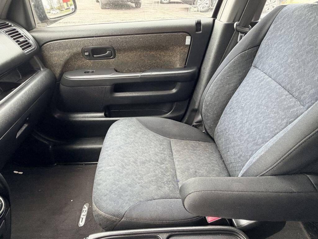 used 2005 Honda CR-V car, priced at $4,500