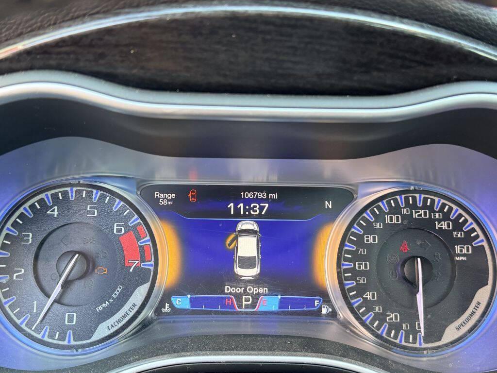 used 2015 Chrysler 200 car, priced at $7,995