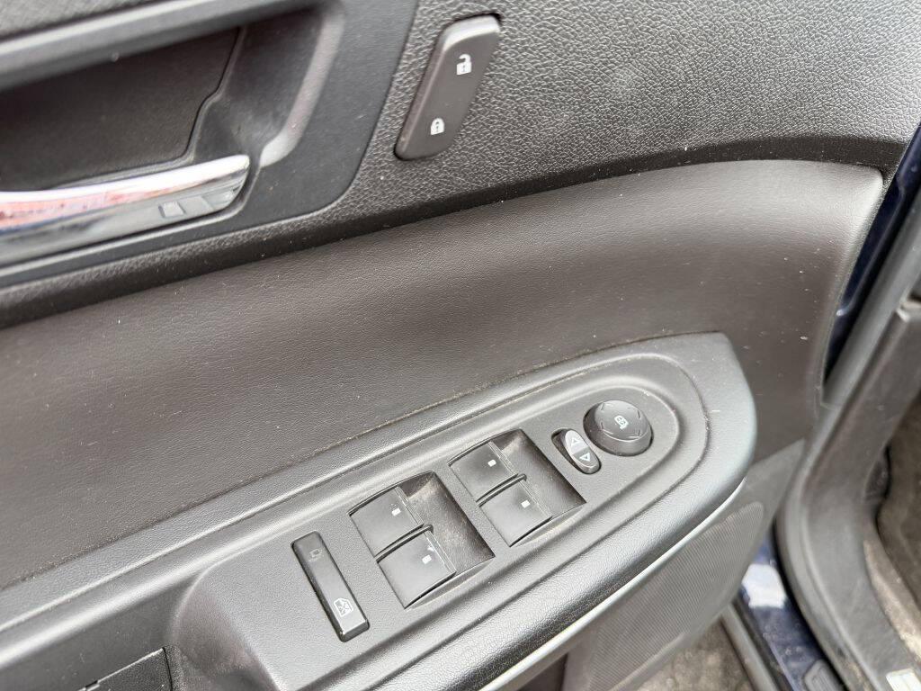 used 2011 GMC Acadia car, priced at $3,995