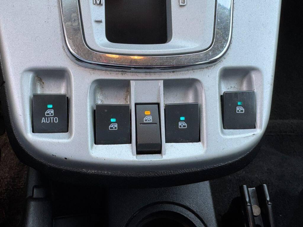 used 2009 Chevrolet Equinox car, priced at $4,500