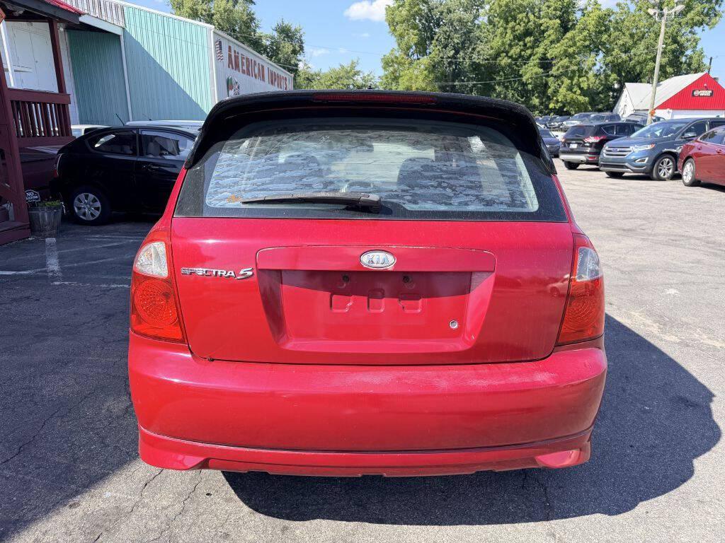 used 2006 Kia Spectra5 car, priced at $4,195