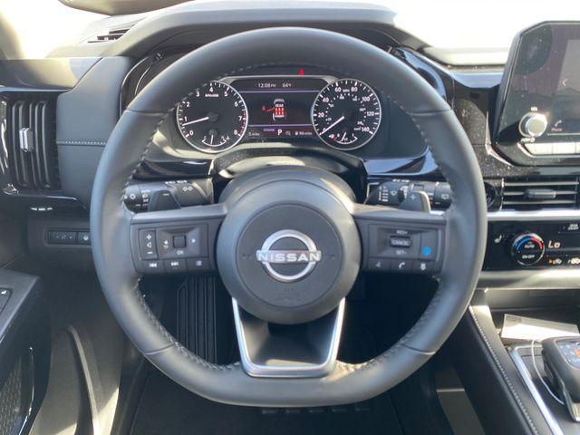 new 2025 Nissan Pathfinder car, priced at $35,421