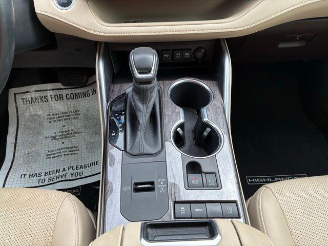 used 2020 Toyota Highlander car, priced at $32,992