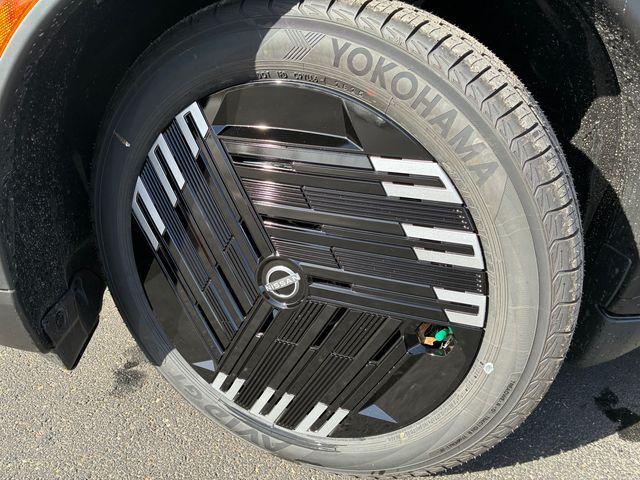 new 2026 Nissan Leaf car, priced at $32,735