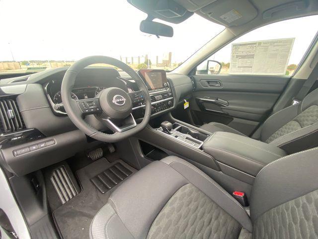 new 2025 Nissan Pathfinder car, priced at $37,568