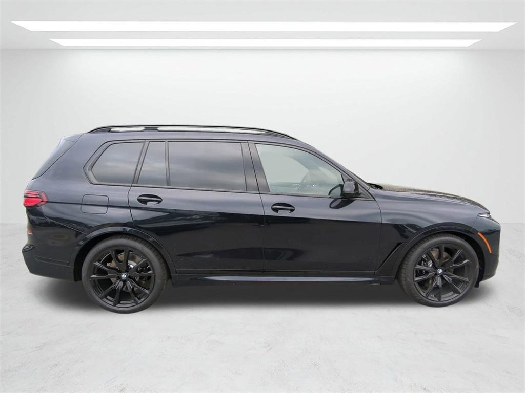 new 2026 BMW X7 car, priced at $100,350