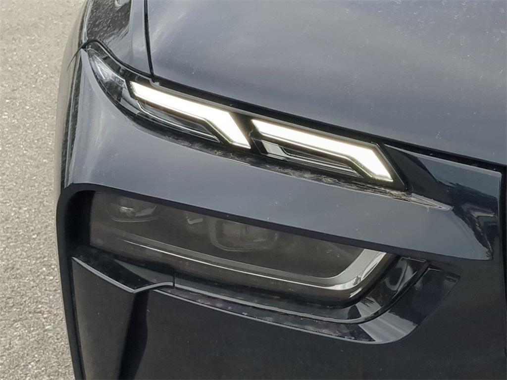 new 2026 BMW X7 car, priced at $100,350