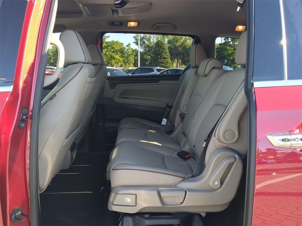 used 2024 Honda Odyssey car, priced at $44,983