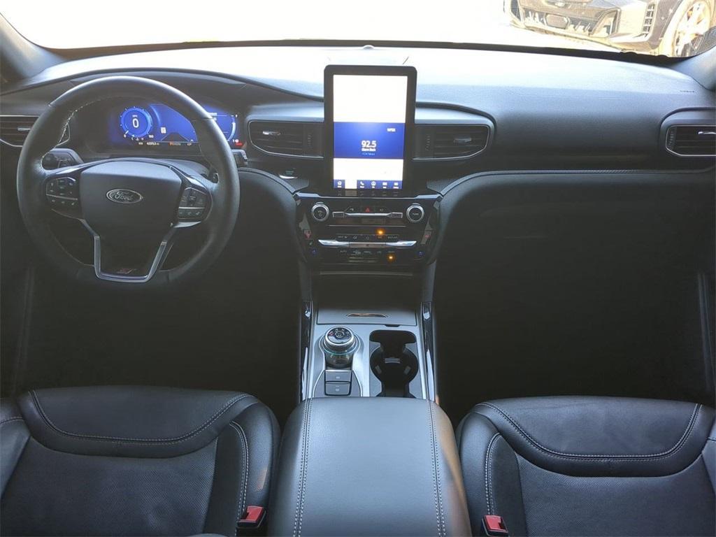 used 2022 Ford Explorer car, priced at $37,342