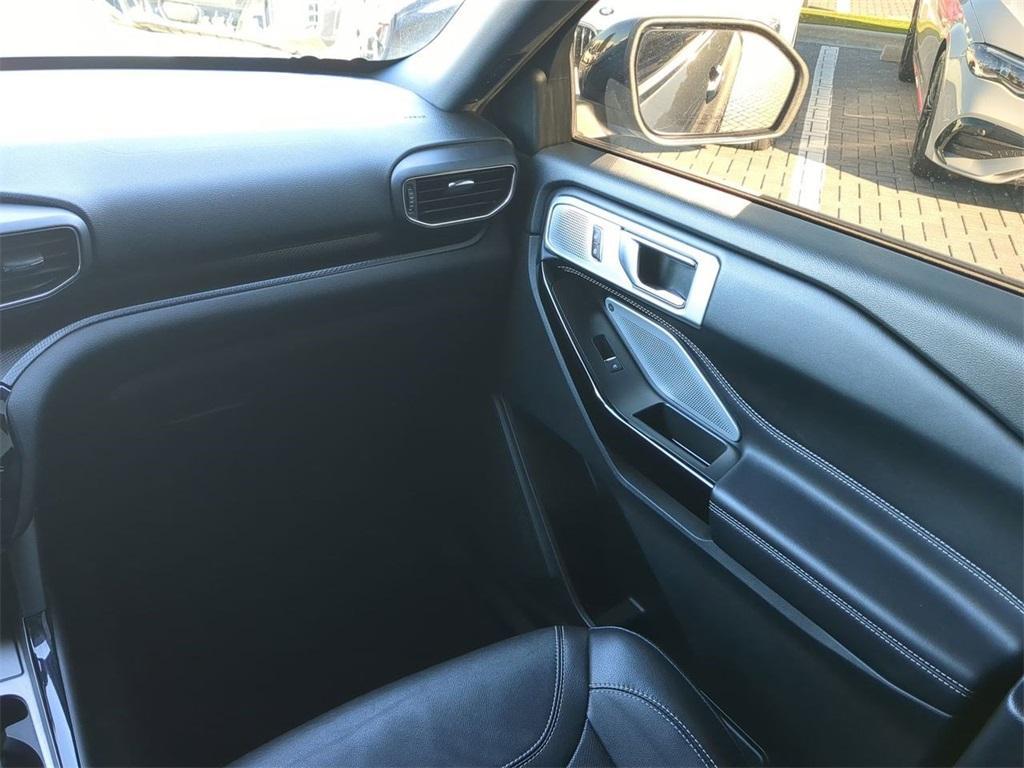 used 2022 Ford Explorer car, priced at $37,342