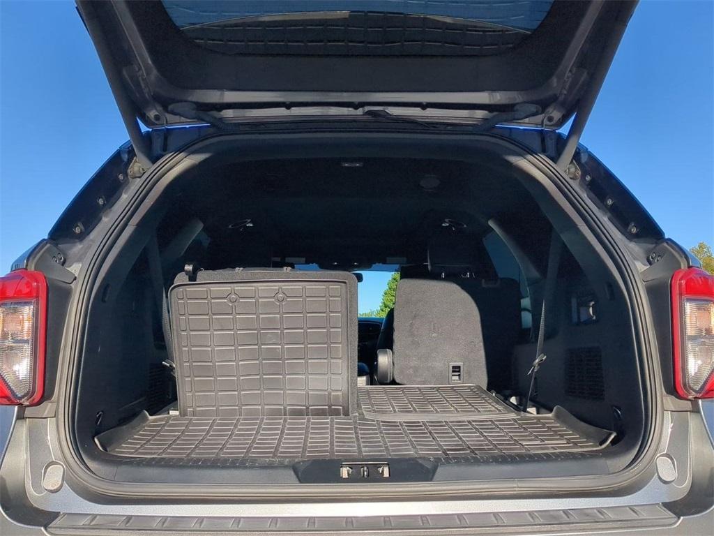 used 2022 Ford Explorer car, priced at $37,342