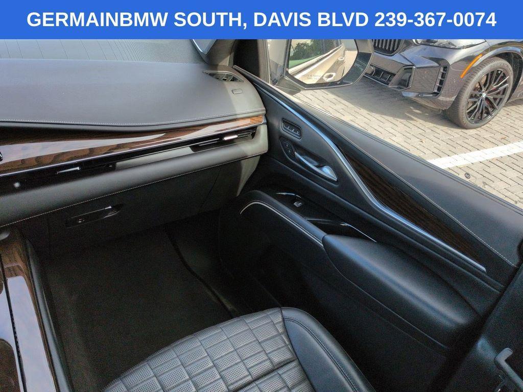 used 2022 Cadillac Escalade ESV car, priced at $70,989